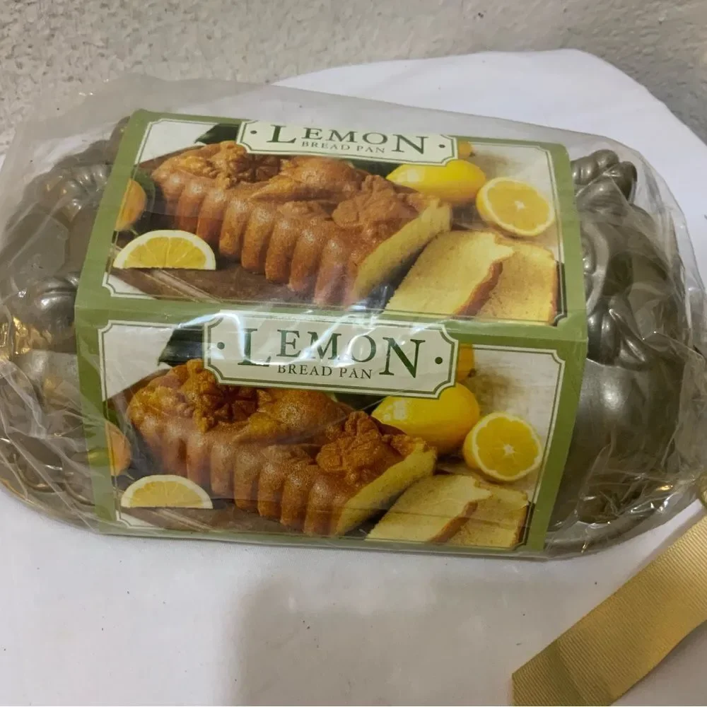 Williams-Sonoma + Nordic-Ware Lemon Bread Pan